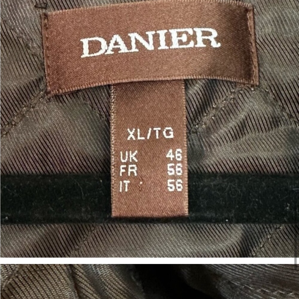 Danier Leather Jacket - Picture 12 of 13